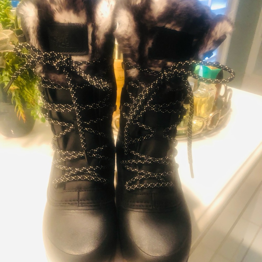 North face ladies boots